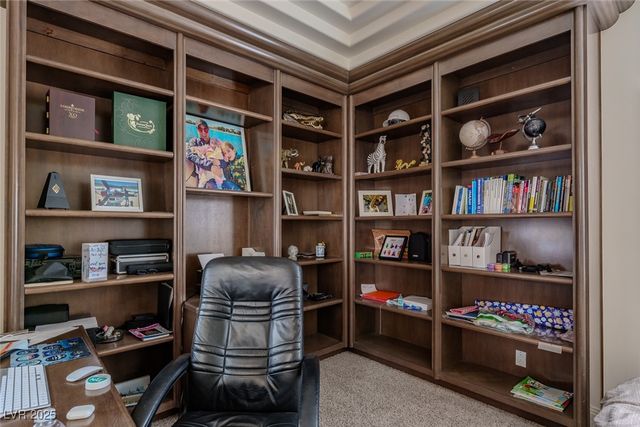 72 Innisbrook Avenue, Las Vegas, NV 89113