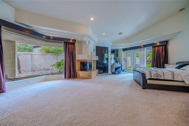 72 Innisbrook Avenue, Las Vegas, NV 89113