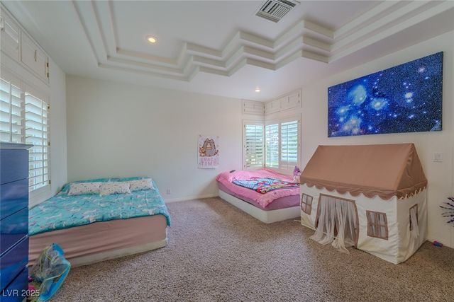 72 Innisbrook Avenue, Las Vegas, NV 89113