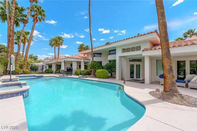 72 Innisbrook Avenue, Las Vegas, NV 89113