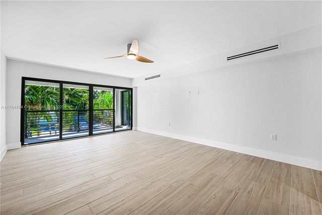 3305 NE 15th St, Fort Lauderdale, FL 33304