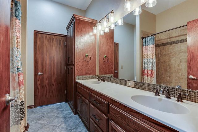 3101 Rockhampton Avenue, Oklahoma City, OK 73179