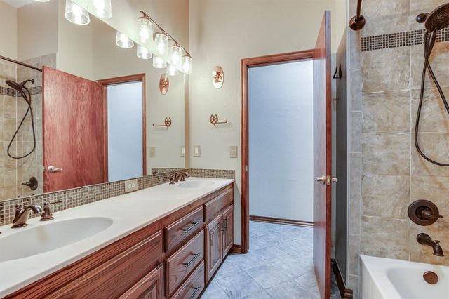 3101 Rockhampton Avenue, Oklahoma City, OK 73179