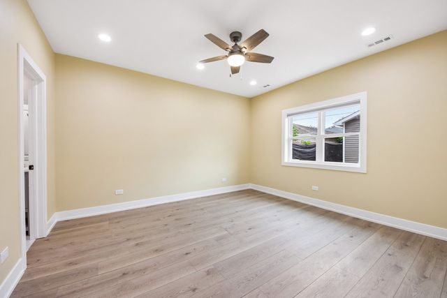 1114 N Broadway Avenue, Melrose Park, IL 60160