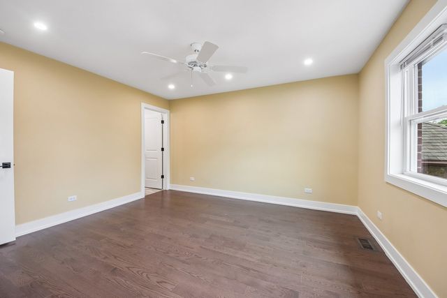 1114 N Broadway Avenue, Melrose Park, IL 60160