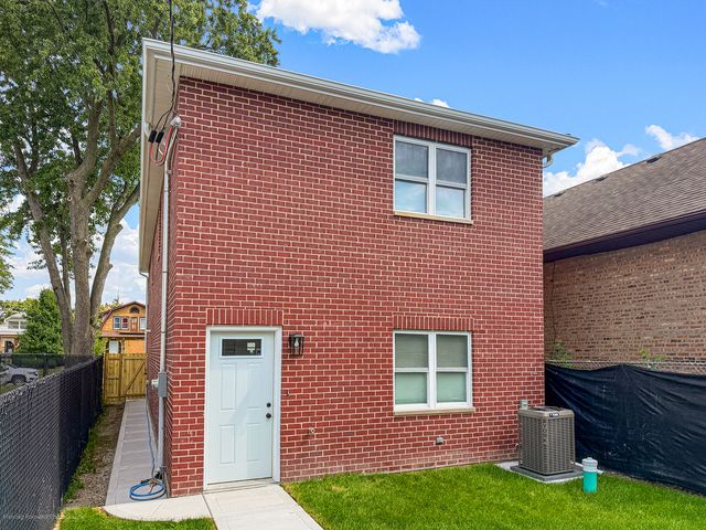 1114 N Broadway Avenue, Melrose Park, IL 60160