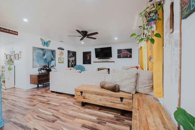 800 S Crescent Ave, Lodi, CA 95240