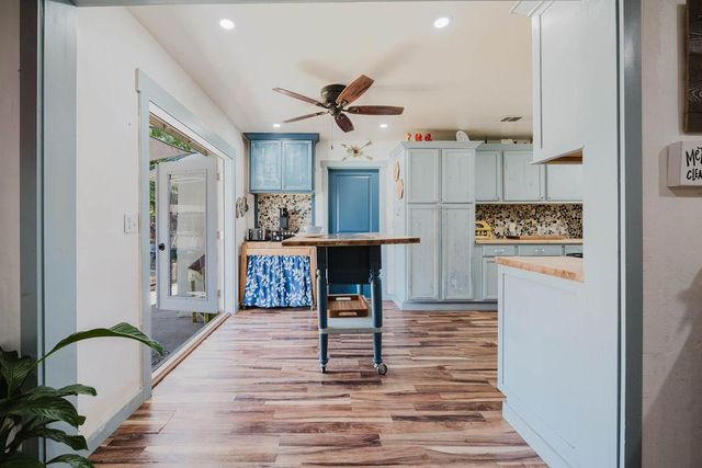 800 S Crescent Ave, Lodi, CA 95240