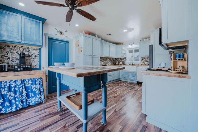 800 S Crescent Ave, Lodi, CA 95240