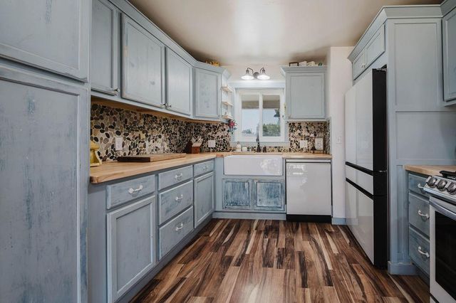 800 S Crescent Ave, Lodi, CA 95240