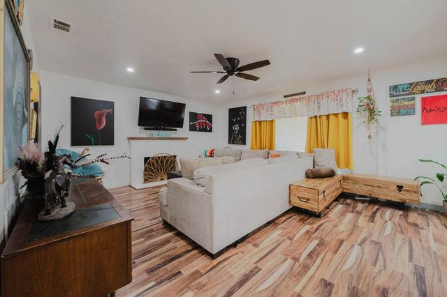 800 S Crescent Ave, Lodi, CA 95240