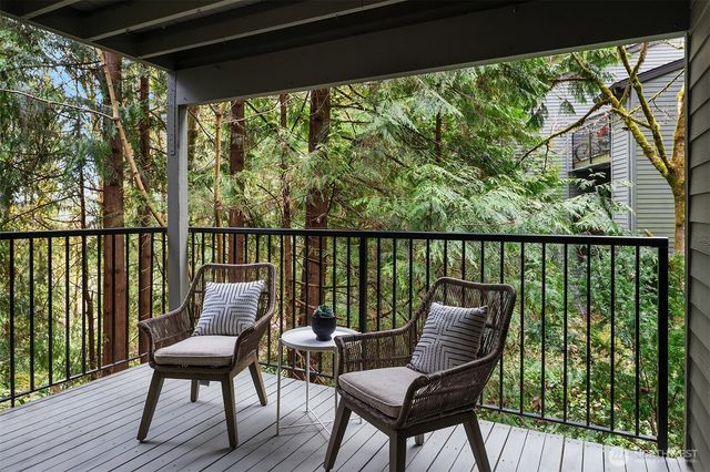 14618 NE 81st St, Redmond, WA 98052