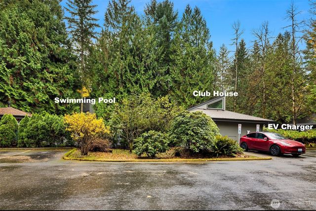 14618 NE 81st St, Redmond, WA 98052