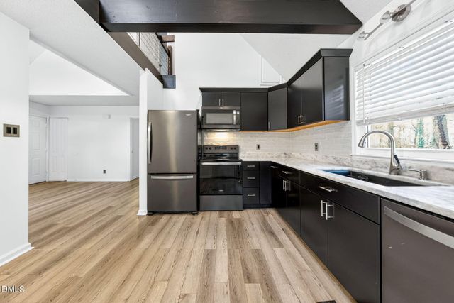 14 E Gleewood Place, Durham, NC 27713