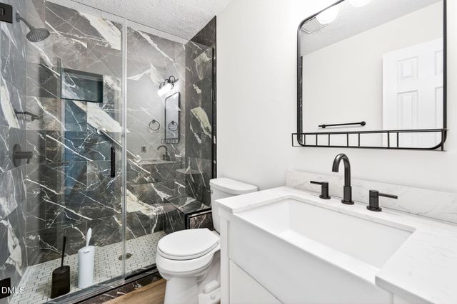 14 E Gleewood Place, Durham, NC 27713