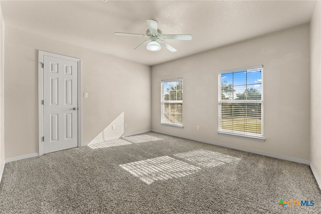Image 25 of property listing at 4012 Creekview Trail, Temple, TX 76504