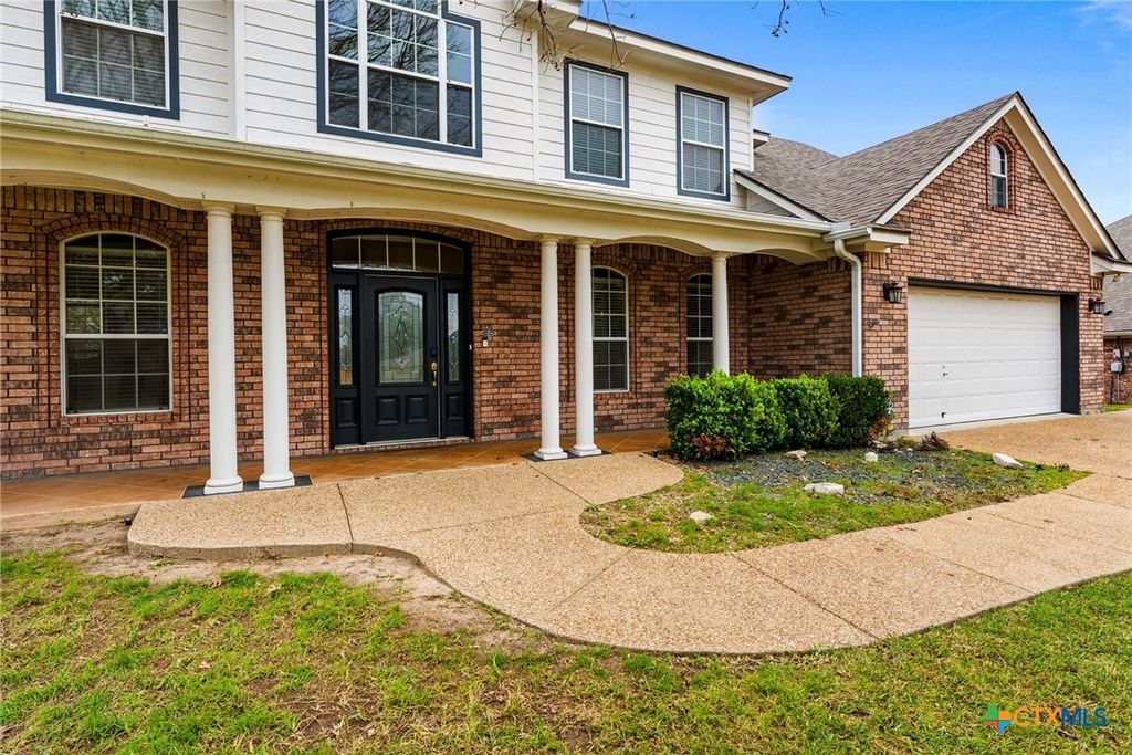 Image 3 of property listing at 4012 Creekview Trail, Temple, TX 76504