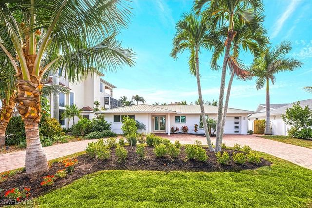 418 Germain AVE, Naples, FL 34108