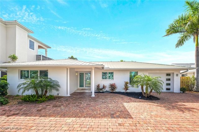 418 Germain AVE, Naples, FL 34108