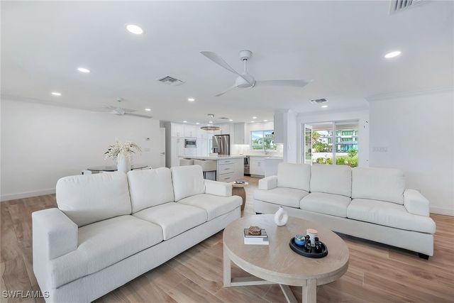 418 Germain AVE, Naples, FL 34108