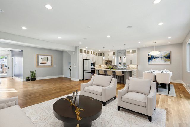 6339 N Leona Avenue, Chicago, IL 60646