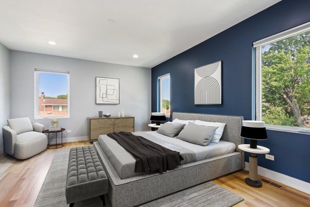 6339 N Leona Avenue, Chicago, IL 60646