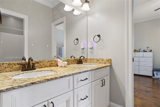 1127 Benvue Drive, Lake Charles, LA 70605