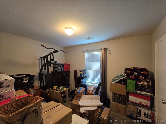 2801 Lariat Lane, Claremore, OK 74017