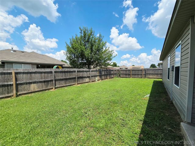 2801 Lariat Lane, Claremore, OK 74017