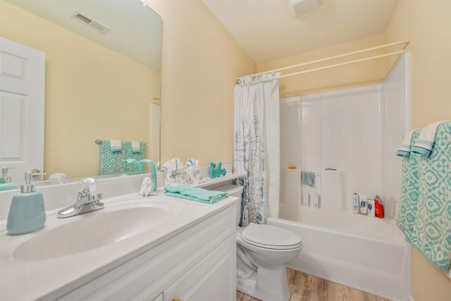 237 Melody Gardens Dr., Surfside Beach, SC 29575