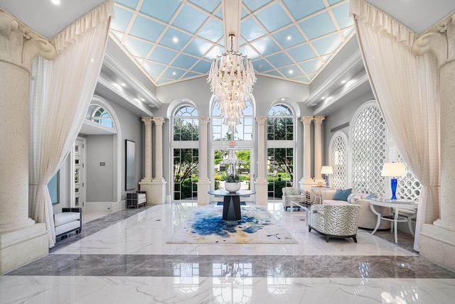 3000 S OCEAN Boulevard 402, Palm Beach, FL 33480