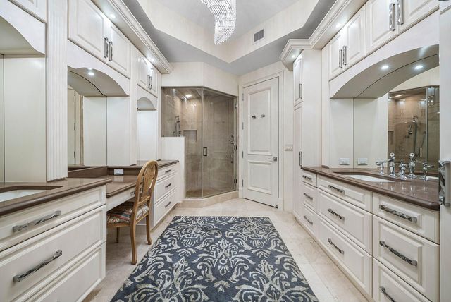 3000 S OCEAN Boulevard 402, Palm Beach, FL 33480