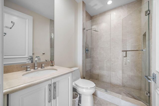 3000 S OCEAN Boulevard 402, Palm Beach, FL 33480