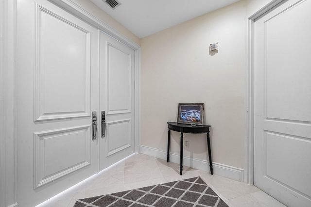 3000 S OCEAN Boulevard 402, Palm Beach, FL 33480