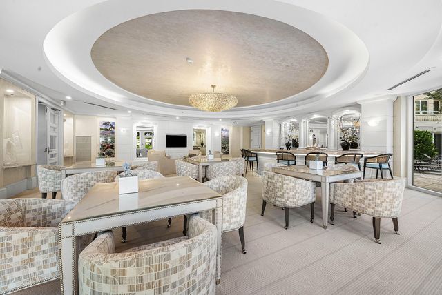 3000 S OCEAN Boulevard 402, Palm Beach, FL 33480