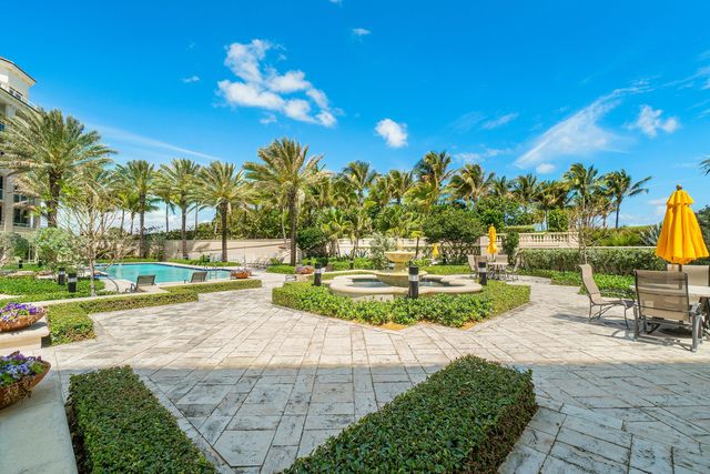 3000 S OCEAN Boulevard 402, Palm Beach, FL 33480