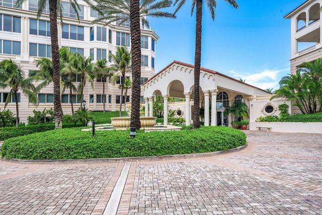 3000 S OCEAN Boulevard 402, Palm Beach, FL 33480