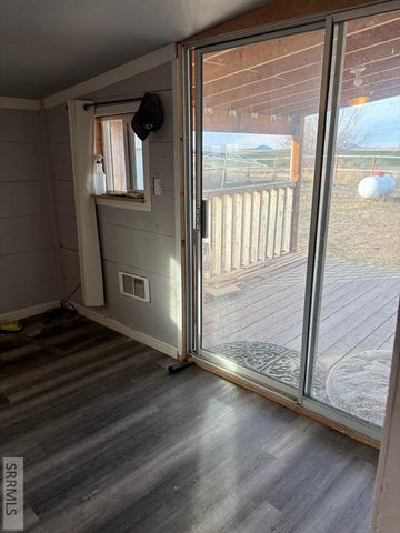 380 N 1200 W, Blackfoot, ID 83211