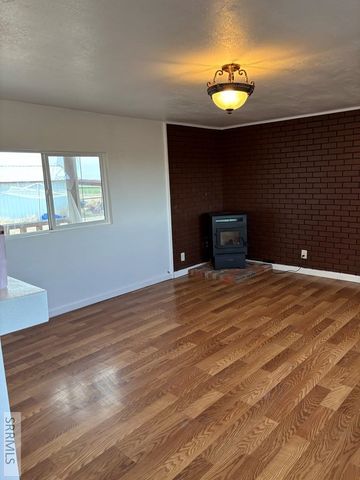 380 N 1200 W, Blackfoot, ID 83211