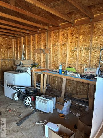 380 N 1200 W, Blackfoot, ID 83211