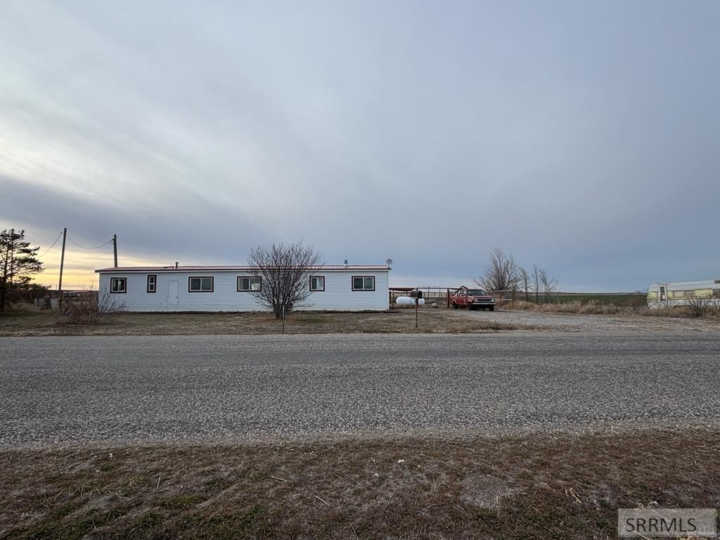 380 N 1200 W, Blackfoot, ID 83211