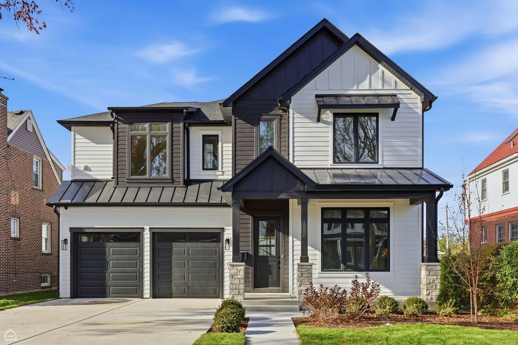 1220 Courtland Avenue, Park Ridge, IL 60068