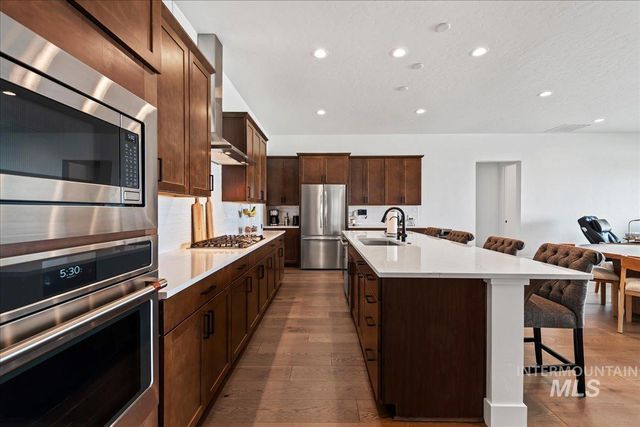 2182 N Kenora Ave, Star, ID 83669