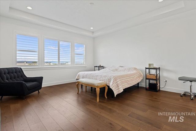 2182 N Kenora Ave, Star, ID 83669