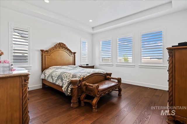 2182 N Kenora Ave, Star, ID 83669