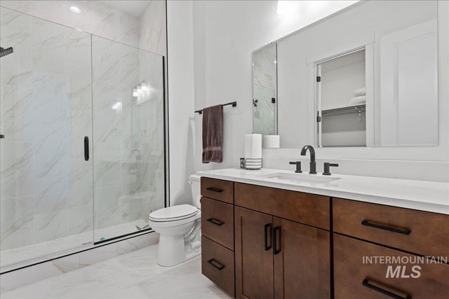 2182 N Kenora Ave, Star, ID 83669