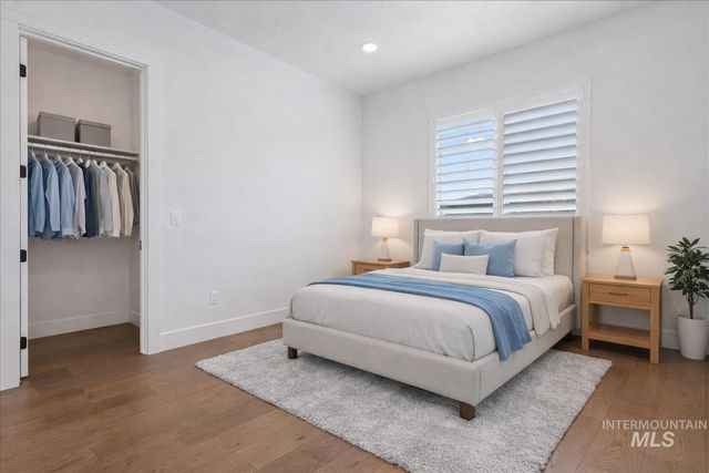 2182 N Kenora Ave, Star, ID 83669