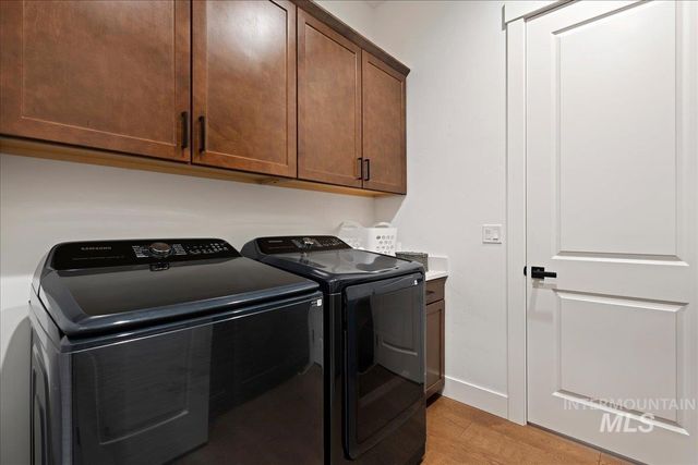 2182 N Kenora Ave, Star, ID 83669