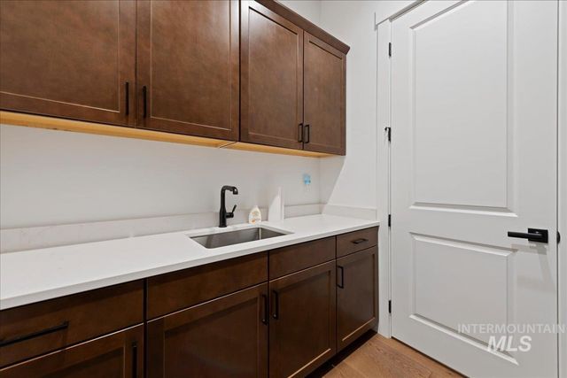 2182 N Kenora Ave, Star, ID 83669