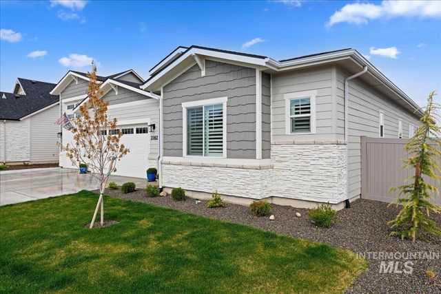 2182 N Kenora Ave, Star, ID 83669